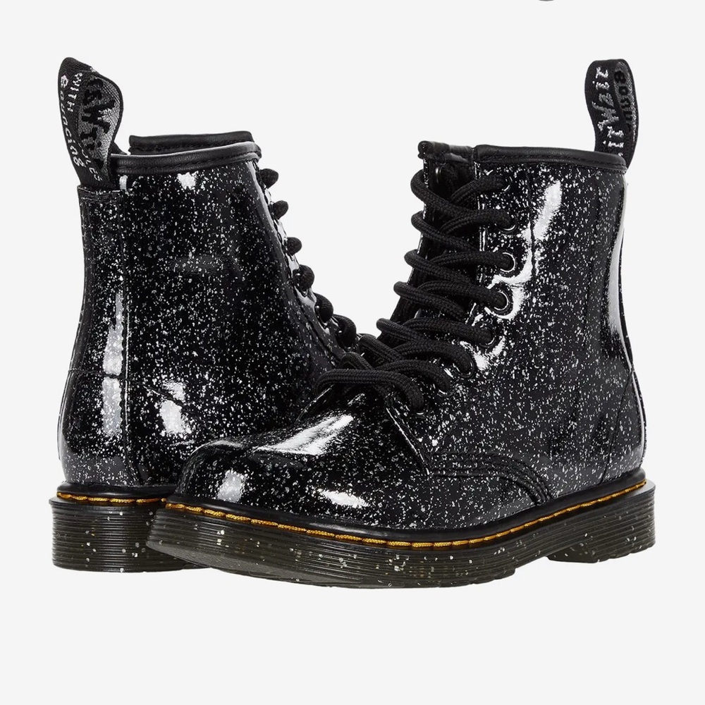 1460 Lace Up Fashion Doc Marten Boot